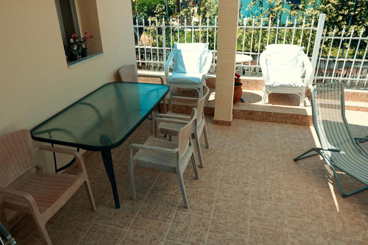 Albert'S Place Kato Spilaion Bagian luar foto